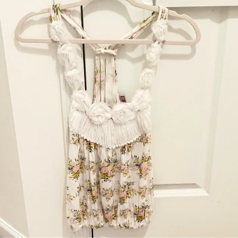 3/$19 Body Central vintage Floral Racerback Tank top camisole blouse